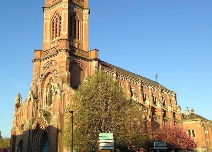 Отель Du Commerce Монтобан