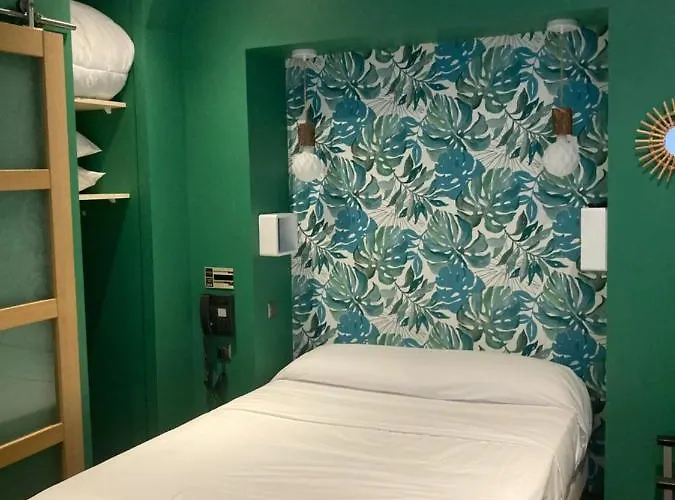 Du Commerce ホテル モントーバン