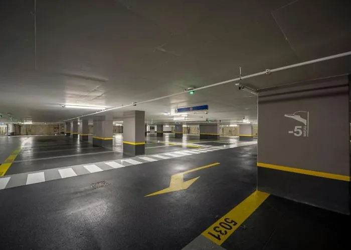 Отель Du Commerce Монтобан