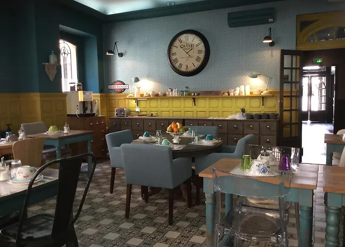 Du Commerce Отель Монтобан