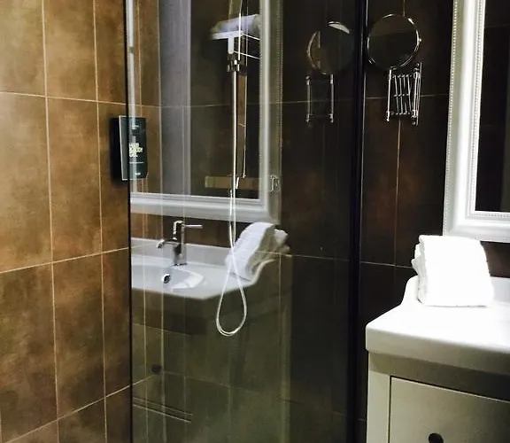 Отель Du Commerce